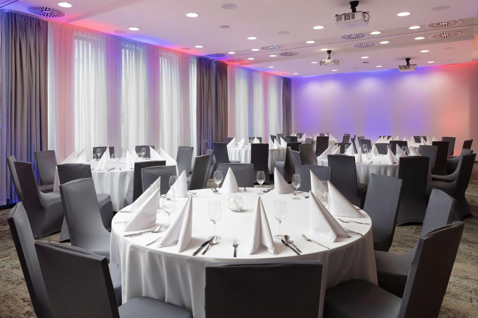Hampton By Hilton Lodz City Center מראה חיצוני תמונה