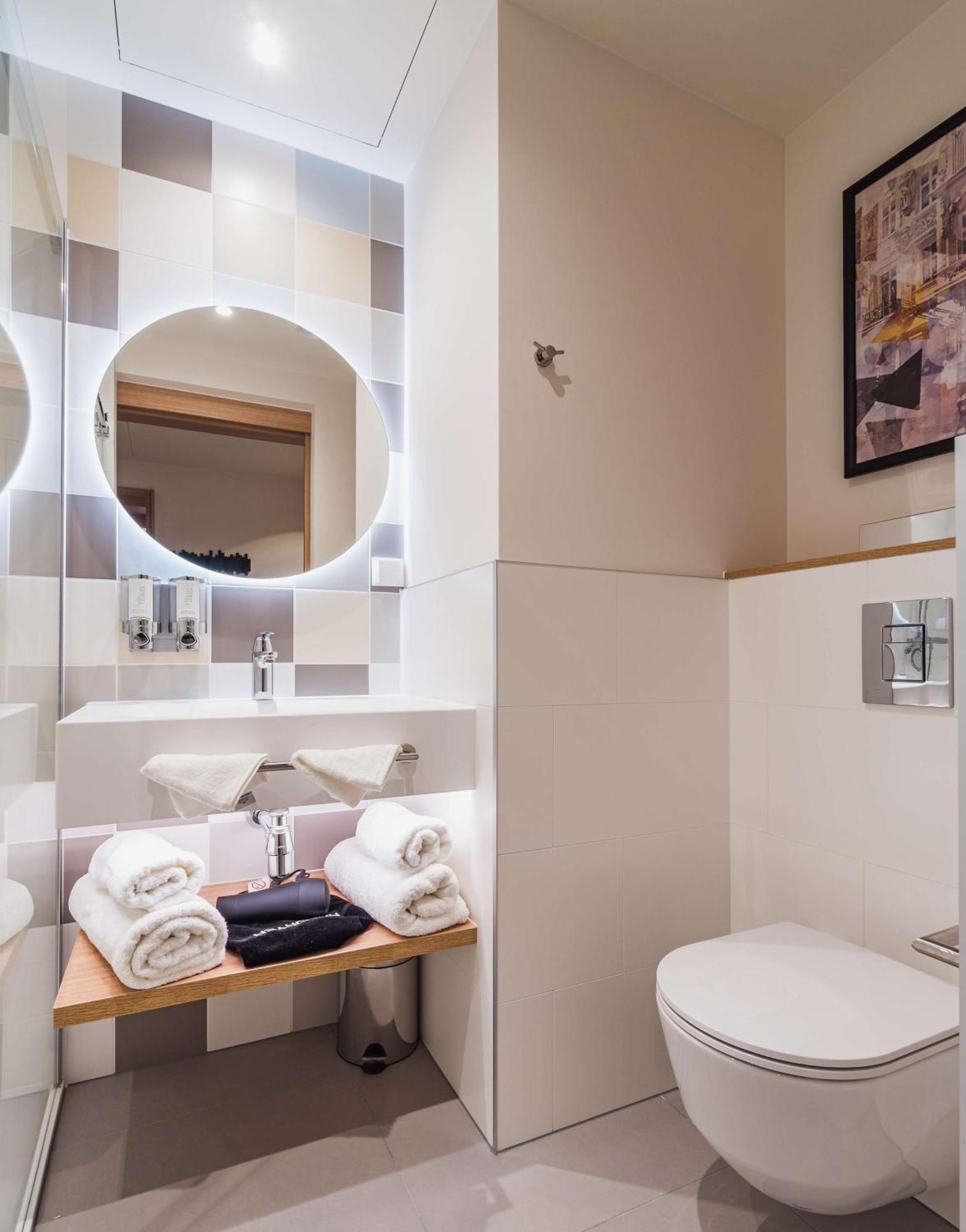 Hampton By Hilton Lodz City Center מראה חיצוני תמונה